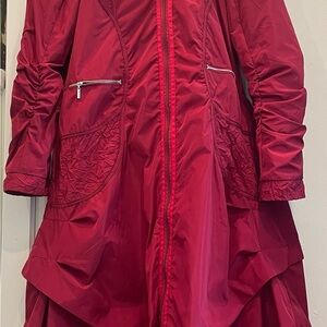 Pile OU face Red Trench Coat with Water-Resistant Finish and Standing Collar